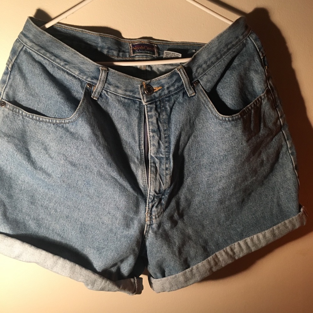 North crest jean shorts